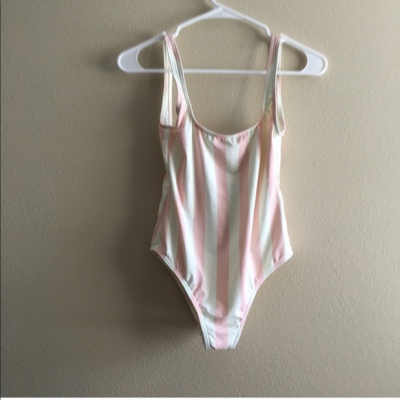 Billabong Other - NWOT Low back Billabong swimsuit